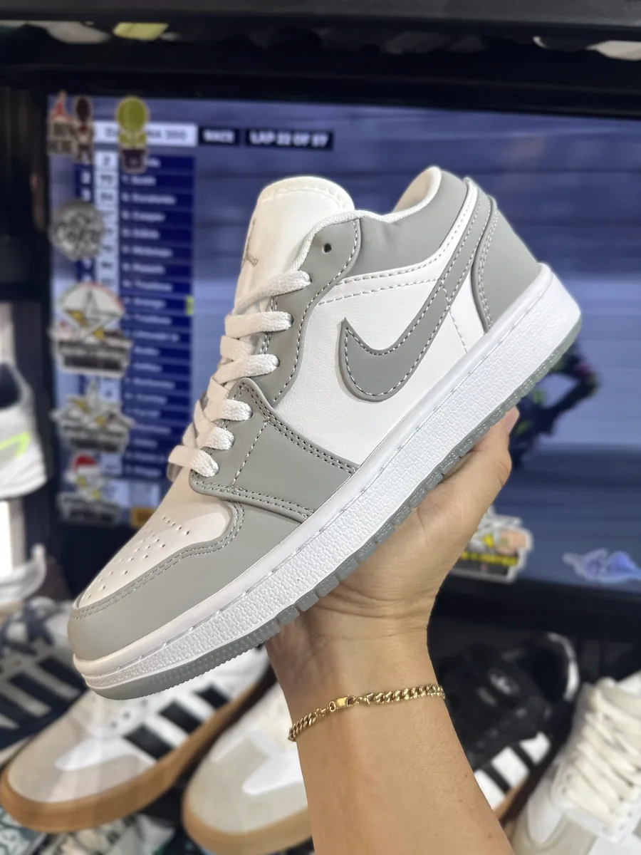 Air Jordan 1 Low Gris lobo / Blanco